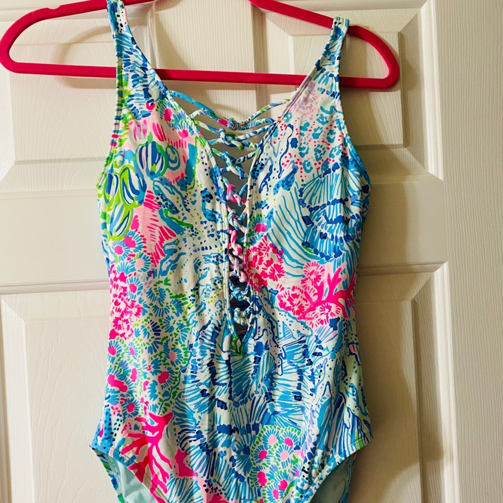 Lilly Pulitzer One-Piece Swimsuit Size 6